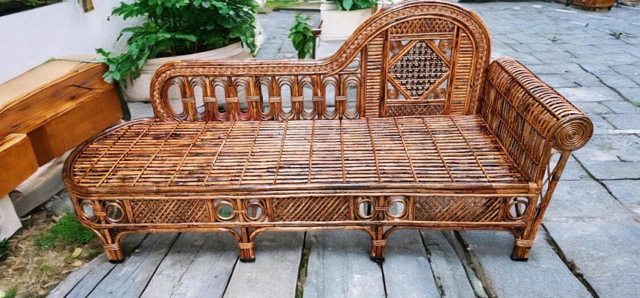 Bamboo sofa light